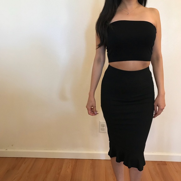 🆕 Penelope Black Ruffle Midi Skirt - Picture 5 of 8